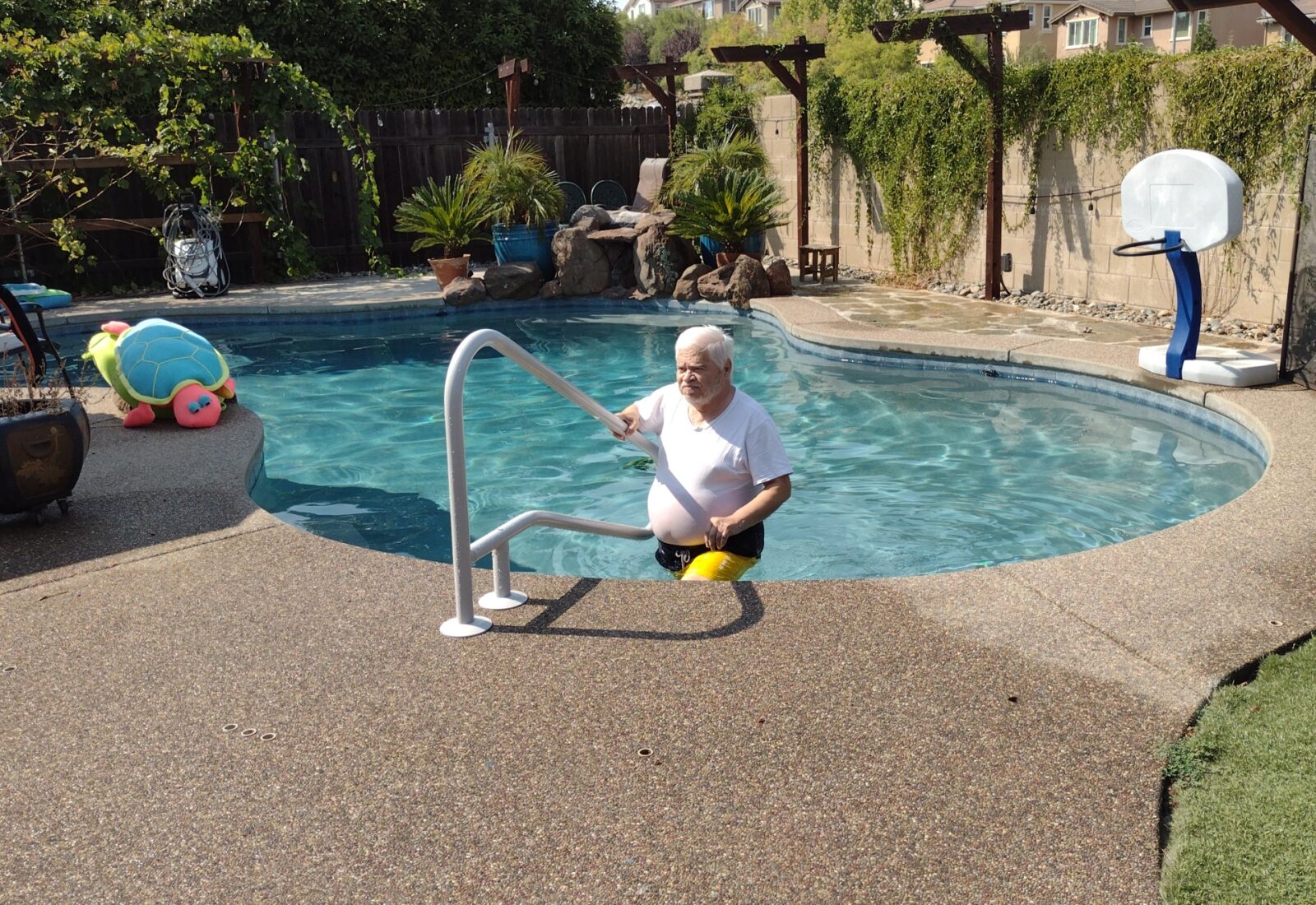 Large FibroPRO Swimming Pool Hand Rail With Quick Mount Base 