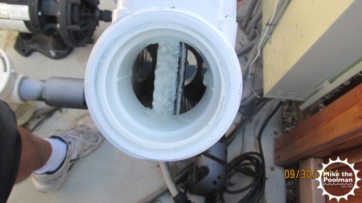 Pool salt cell with extreme calcium buildup