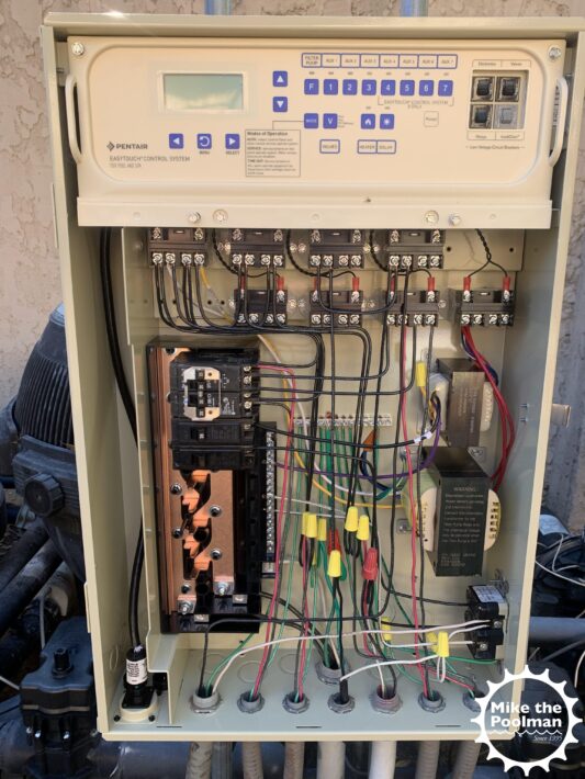Pentair Easy Touch 8 Pool/ Spa Load Center